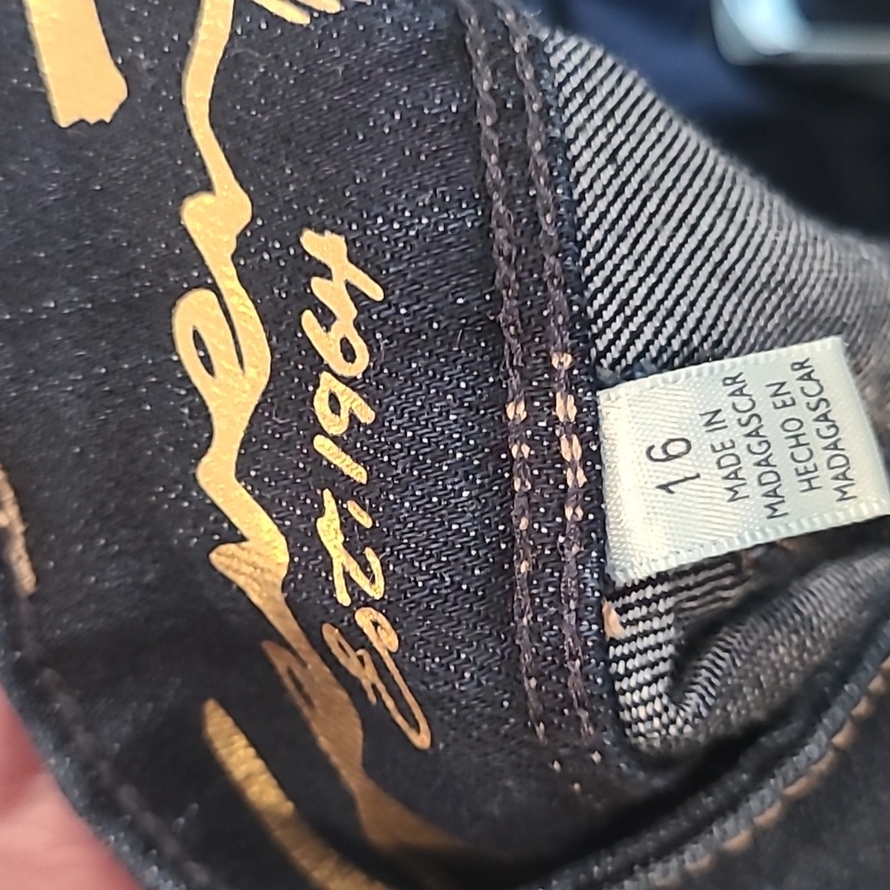 Seven7  Dark Wash Jeans size 16 Limited Edition Slimaker - Picture 7 of 11